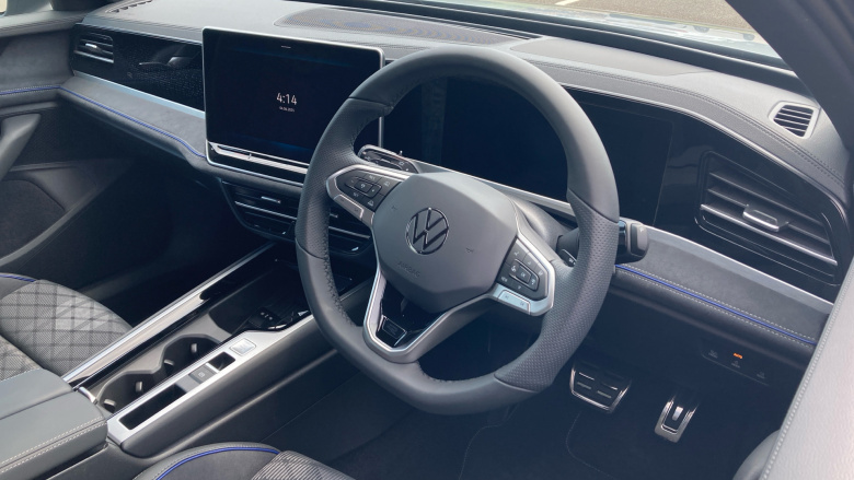 Volkswagen Passat 1.5 TSI eHybrid R-Line 5dr DSG Estate